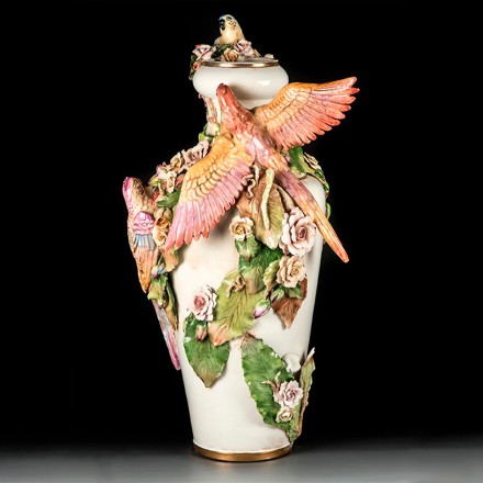 Kyoto Vase Parrots and Flowers