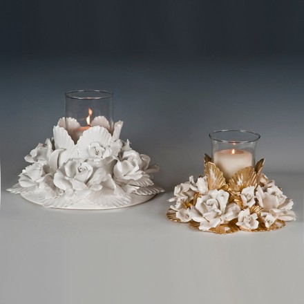 Candle holder with roses