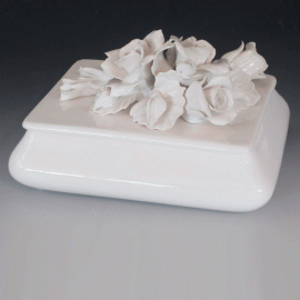 White roses box