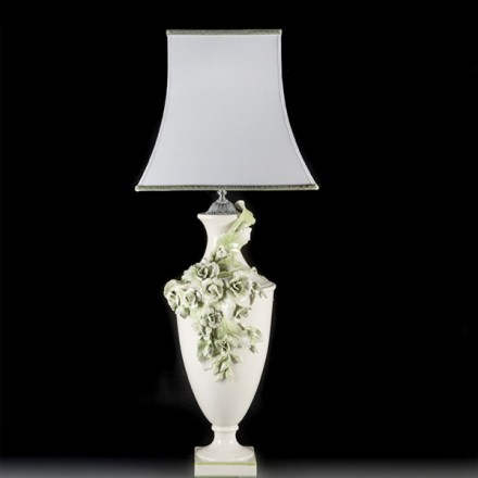 Lamp with flowers